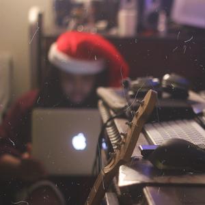 男人舔女人底下动态
